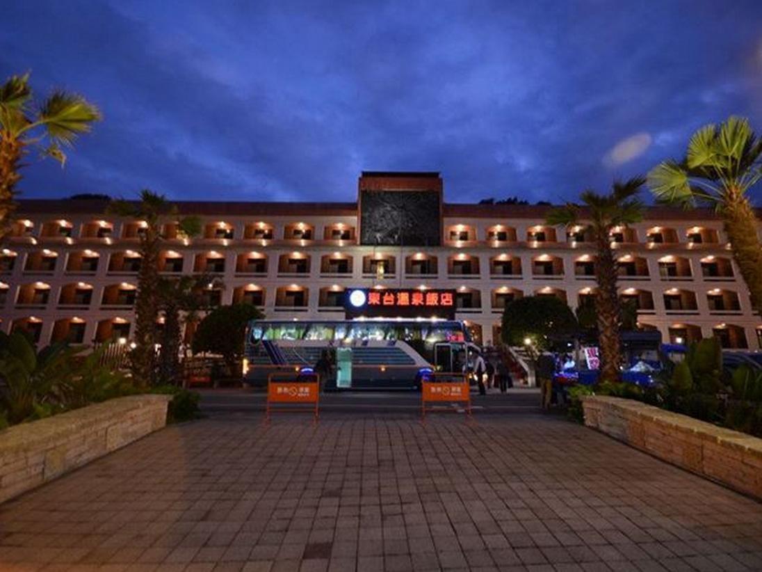Dong Tair Spa Hotel Wenquan Exterior foto